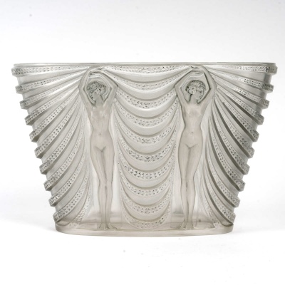 1937 René Lalique – Vase Terpsichore Verre Blanc Patiné Bleu