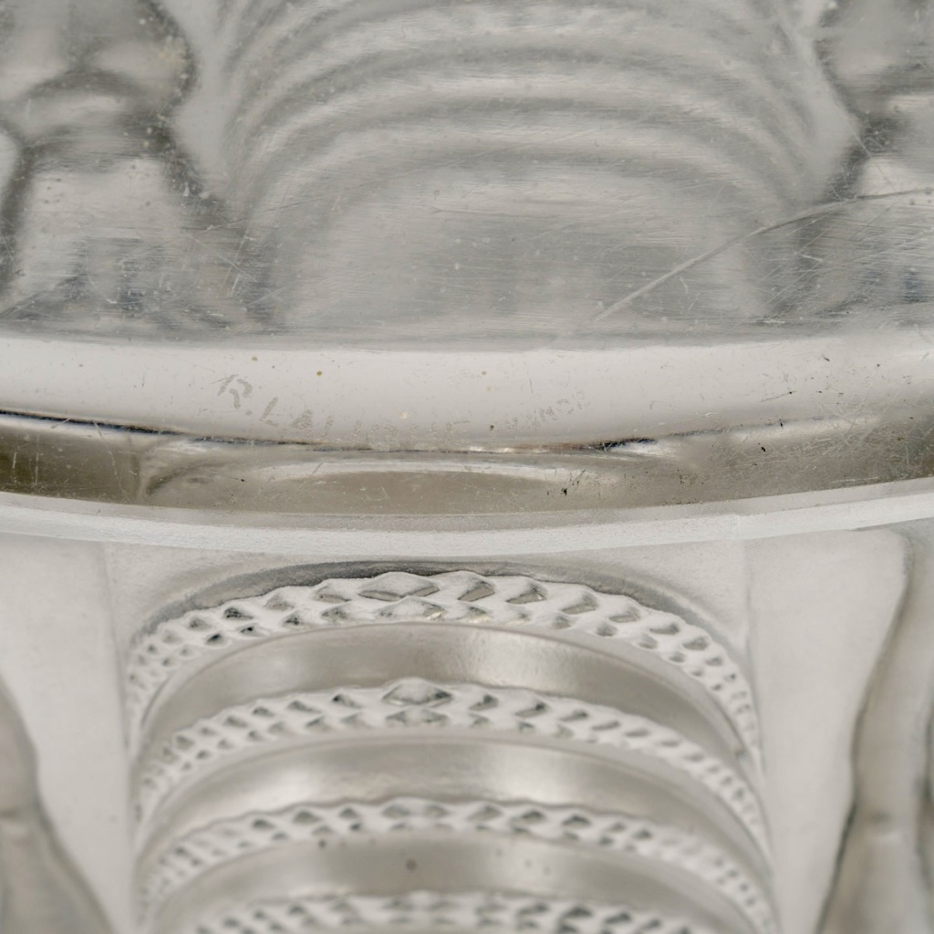 1937 René Lalique – Vase Terpsichore Verre Blanc Patiné Bleu 9