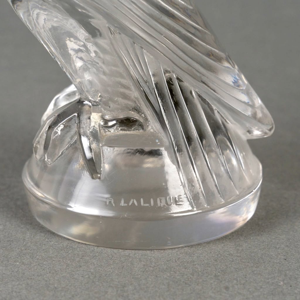1925 René Lalique – Mascotte Automobile Faucon Verre Blanc 10
