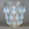 1927 René Lalique – Vase Rampillon Verre Opalescent Patiné Bleu 11