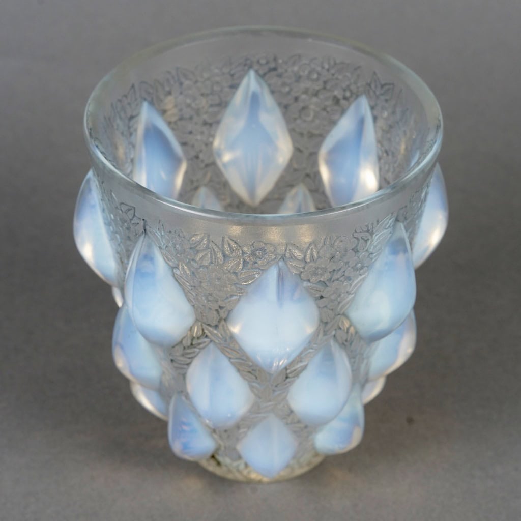 1927 René Lalique – Vase Rampillon Verre Opalescent Patiné Bleu 5