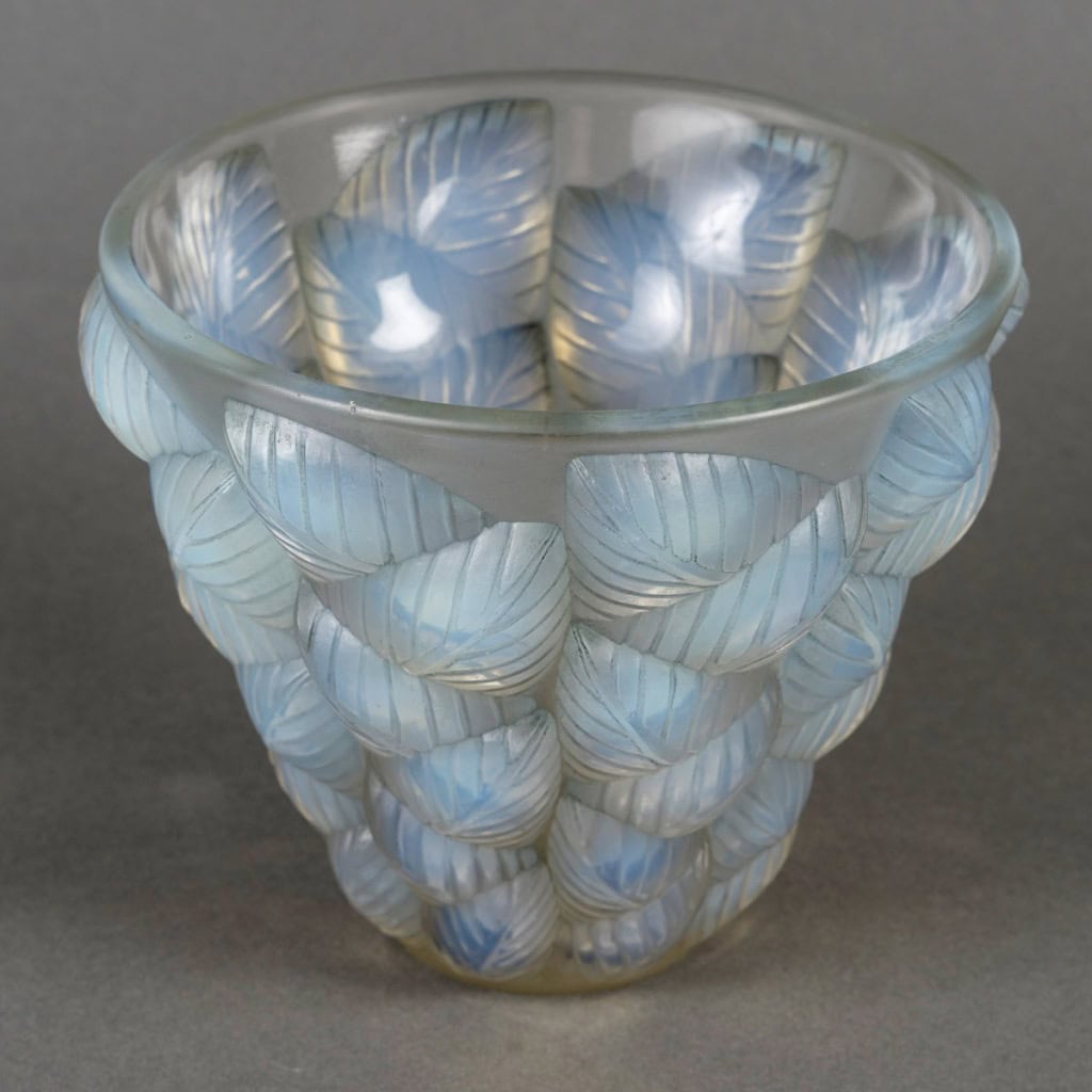1927 René Lalique – Vase Moissac Verre Opalescent Patiné Bleu 5