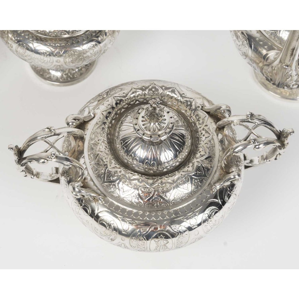 FROMENT MEURICE – Service Thé/Café 4 pièces en argent massif – Epoque XIXe siècle 28