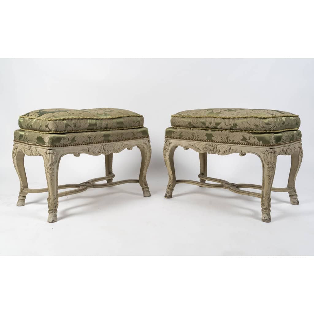 Paire de tabourets de style Régence, d’époque Napoléon III, XIXème. 3 Paire de tabourets de style Régence, d’époque Napoléon III, XIXème. 3