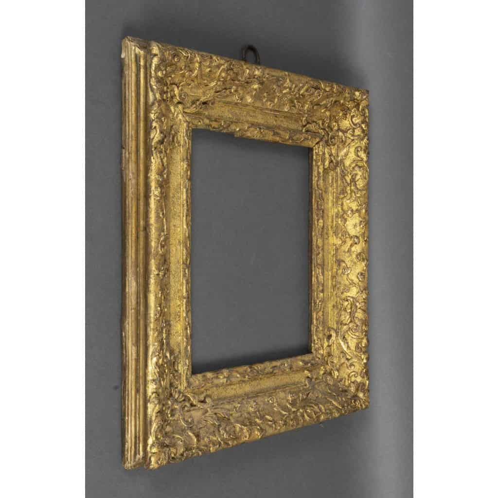 Cadre en bois sculpté doré d&rsquo;époque Louis XIV 8