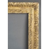 Cadre en bois sculpté doré d’époque Louis XIII 11