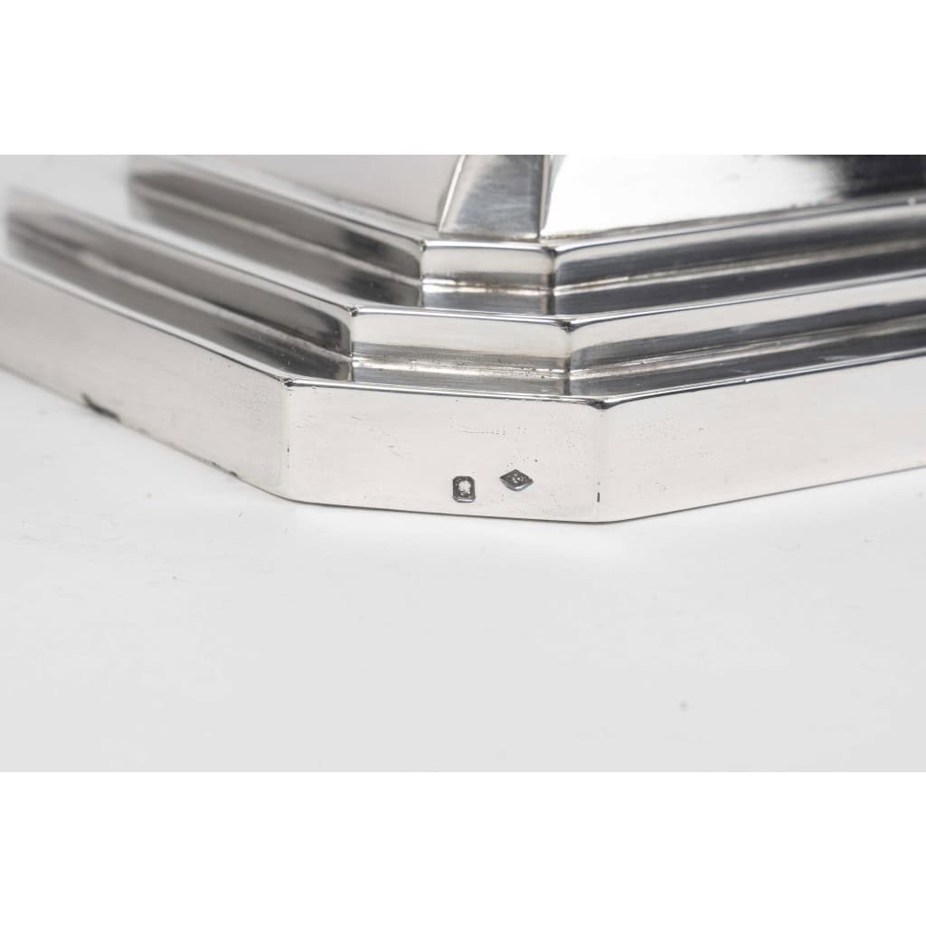 RAVINET D’ENFERT – Paire de candélabres en argent massif époque ART DECO 18 RAVINET D’ENFERT – Paire de candélabres en argent massif époque ART DECO 18