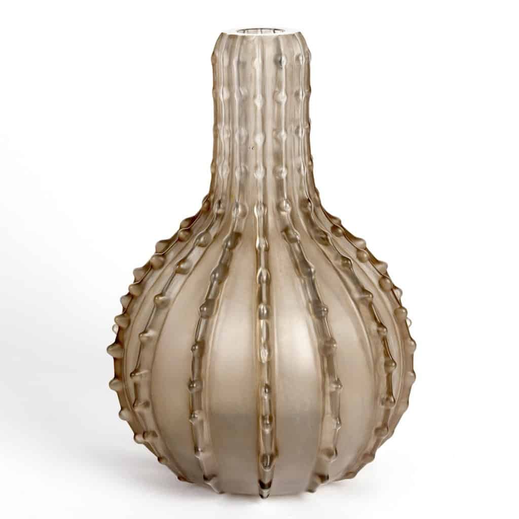 1912 René Lalique – Vase Dentelé Verre Blanc Patiné Sépia 3