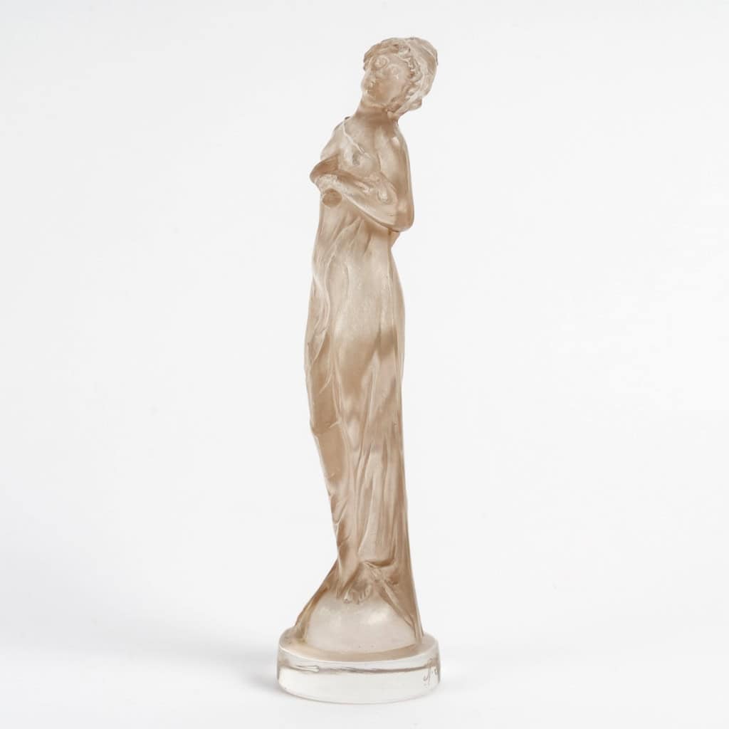 1912 René Lalique – Statuette Moyenne Voilée Verre Blanc Patiné Sépia 6