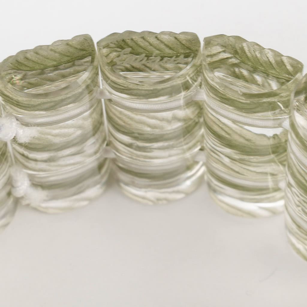 1928 René Lalique – Bracelet Palmettes Verre Blanc Patiné Vert 7 1928 René Lalique – Bracelet Palmettes Verre Blanc Patiné Vert 7