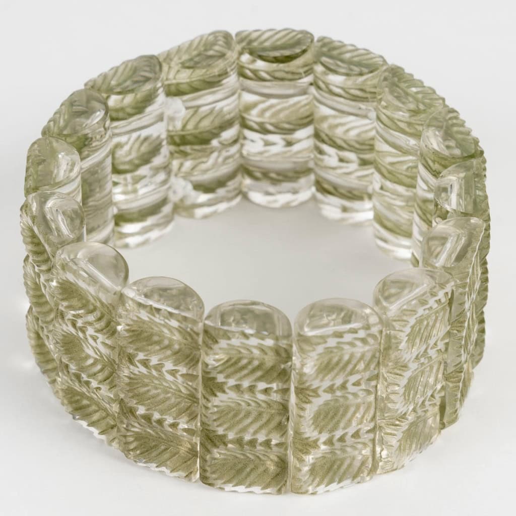 1928 René Lalique – Bracelet Palmettes Verre Blanc Patiné Vert 6 1928 René Lalique – Bracelet Palmettes Verre Blanc Patiné Vert 6