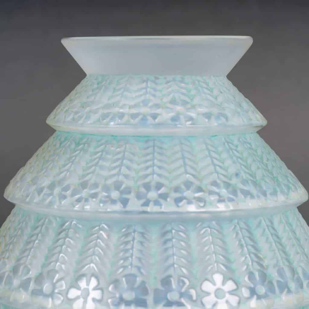 1929 René Lalique – Vase Ferrières Verre Opalescent Patiné Vert 6