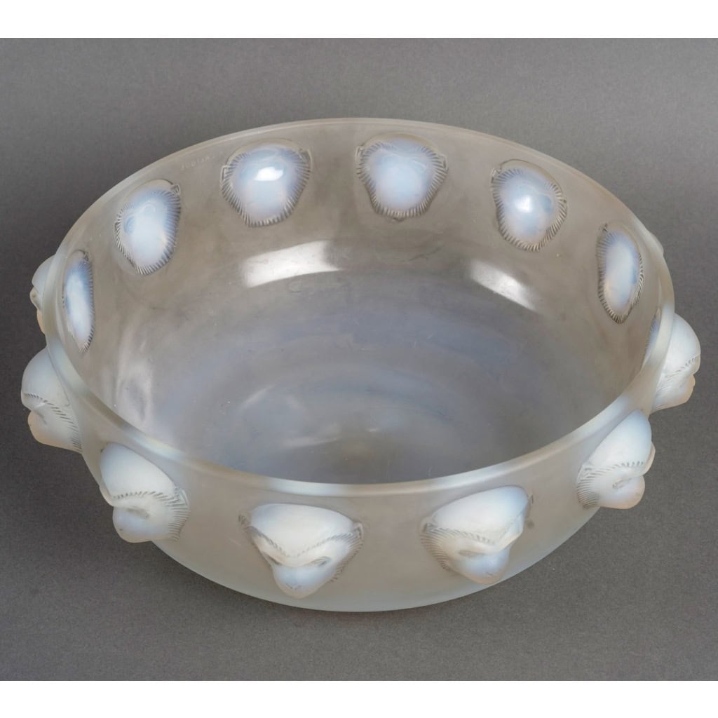 1928 René Lalique – Coupe Madagascar Singes Verre Opalescent Patiné Gris 5