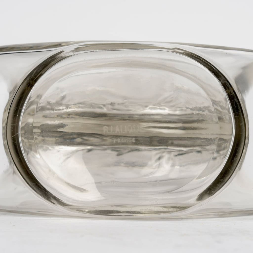 1912 René Lalique – Carafe Deux Danseuses Verre Blanc Patiné Bleu 6