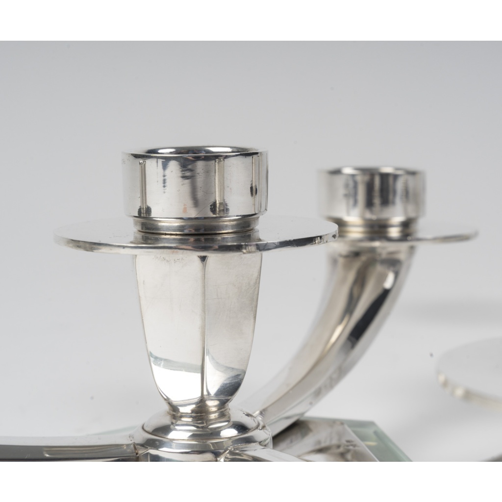 WOLFERS – Paire de candélabres bas en argent massif – Epoque ART DECO 9
