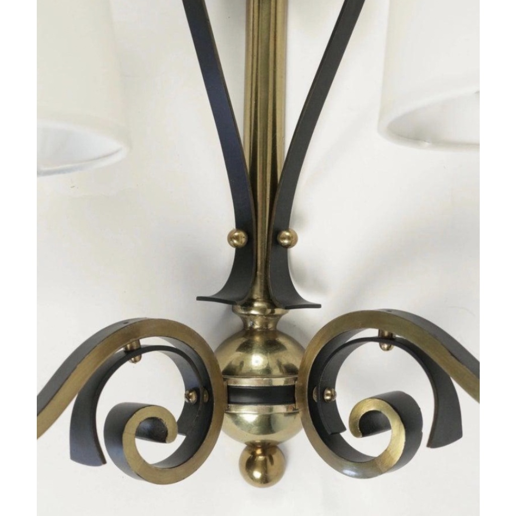 1970 Paire d’appliques murales en fer forgé et laiton Maison Roche 7