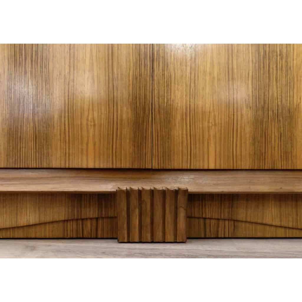 1940 Rare Cabinet de Maurice Jallot en bois de rose. 5