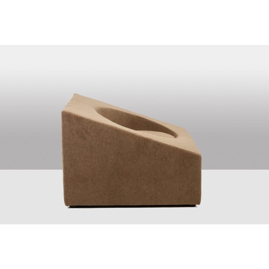 Paire de fauteuils cubiques en tissu mohair beige. Contemporains LS66542202 6