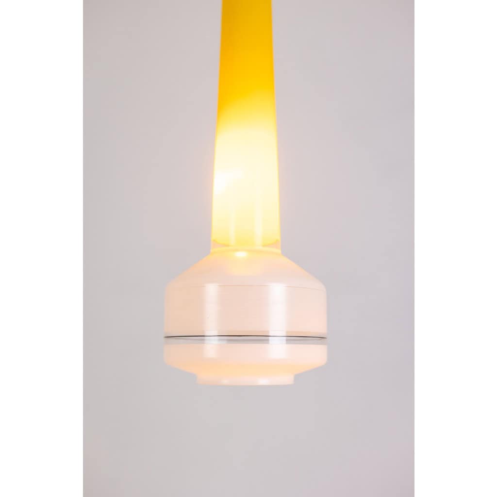 Paire de suspensions en verre bicolore jaune et blanc. Années 1960 LS6481409P 6