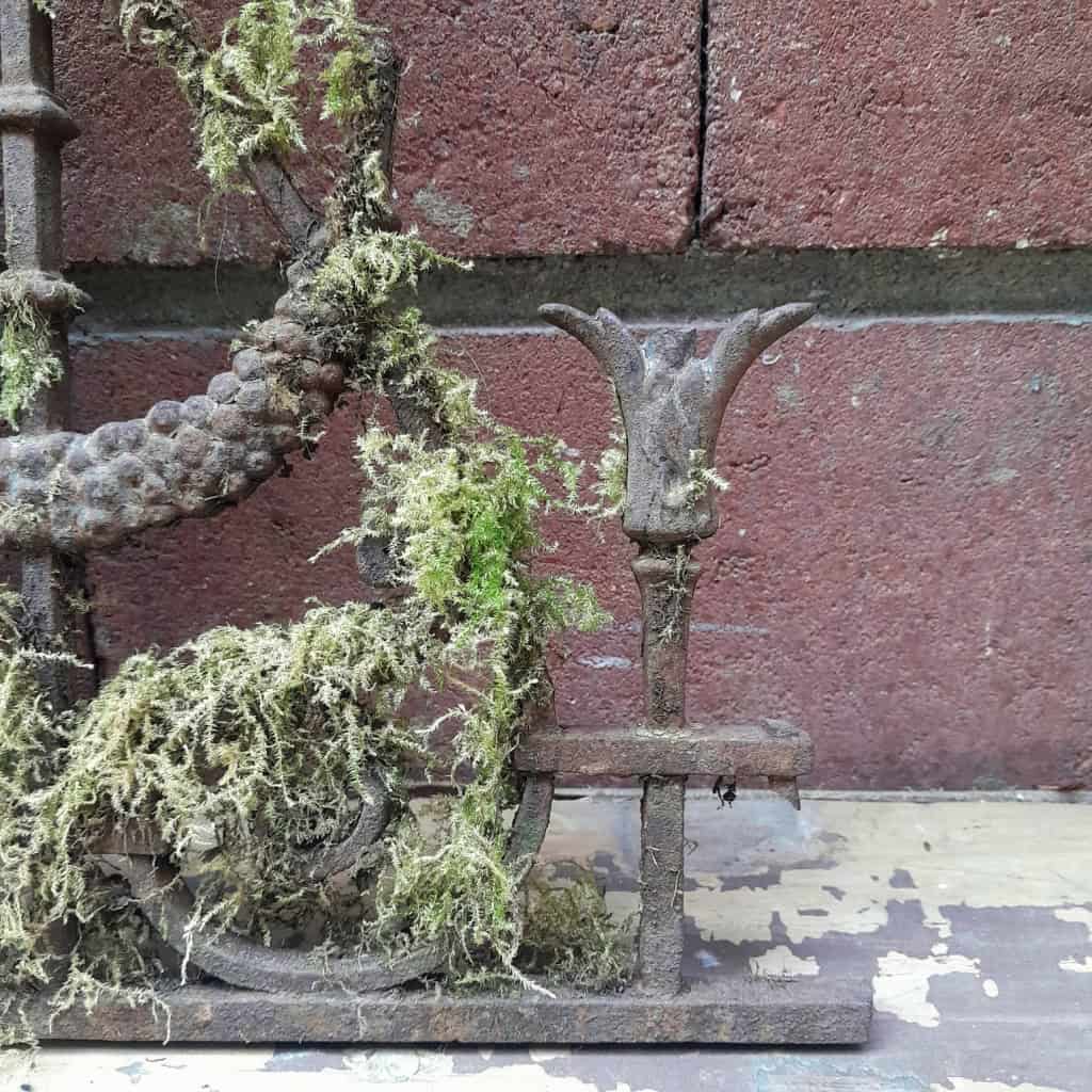 Morceau de grille de cimetière, XIXÈME, fonte de fer 8