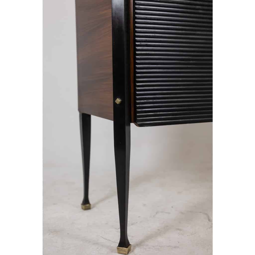 Paire de cabinets italiens en placage de teck. Années 1960. 18