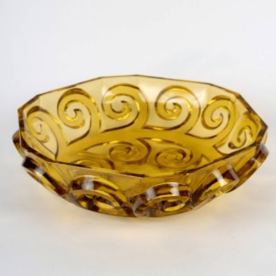 1928 René Lalique – Coupe Art Déco Cardamine Verre Jaune 1928 René Lalique – Coupe Art Déco Cardamine Verre Jaune