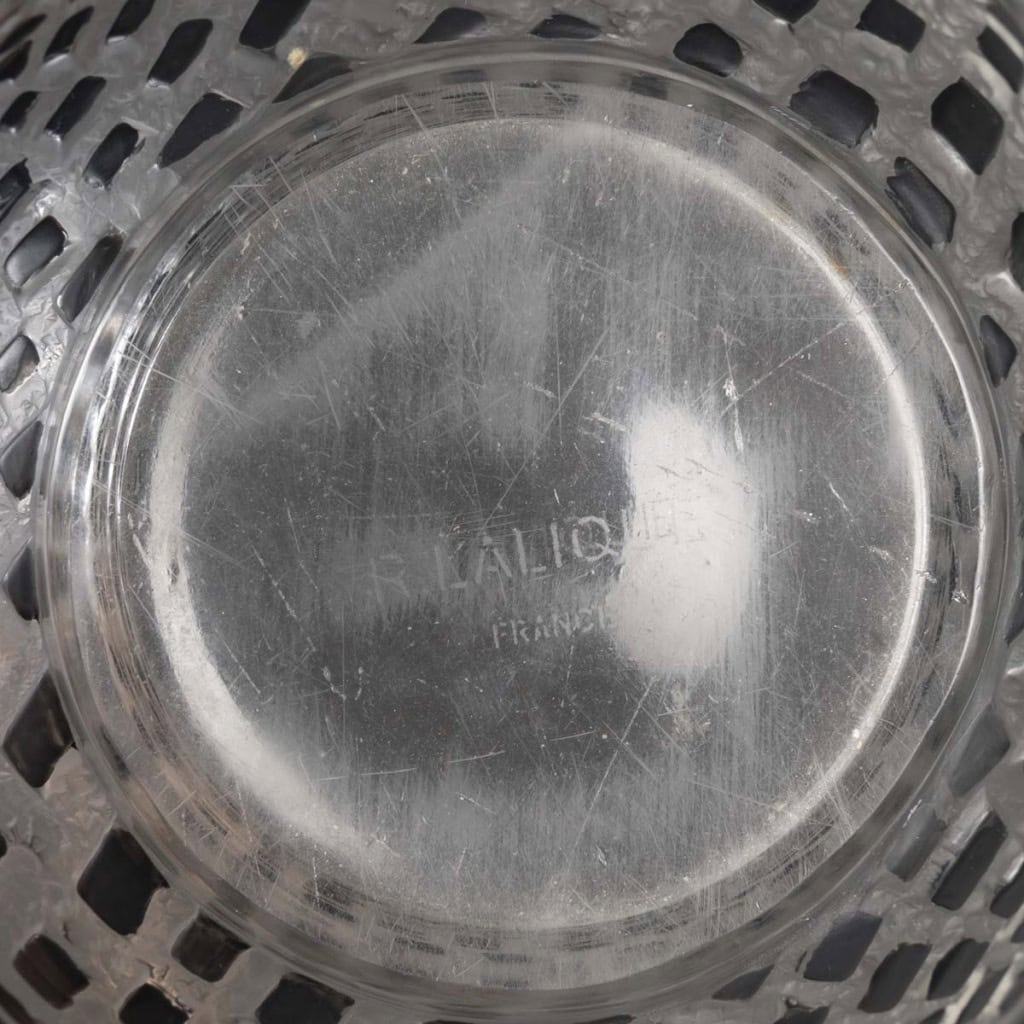 René LALIQUE – Vase « Damiers » créé en 1935 22