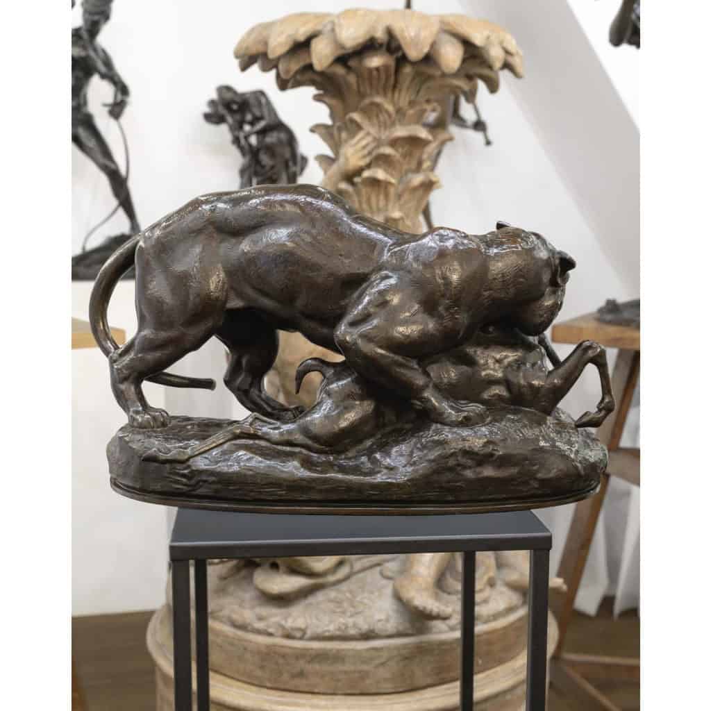 Sculpture – Tigre Surprenant Une Antilope , Antoine – Louis Barye , F.Barbedienne – Bronze 8 Sculpture – Tigre Surprenant Une Antilope , Antoine – Louis Barye , F.Barbedienne – Bronze 8
