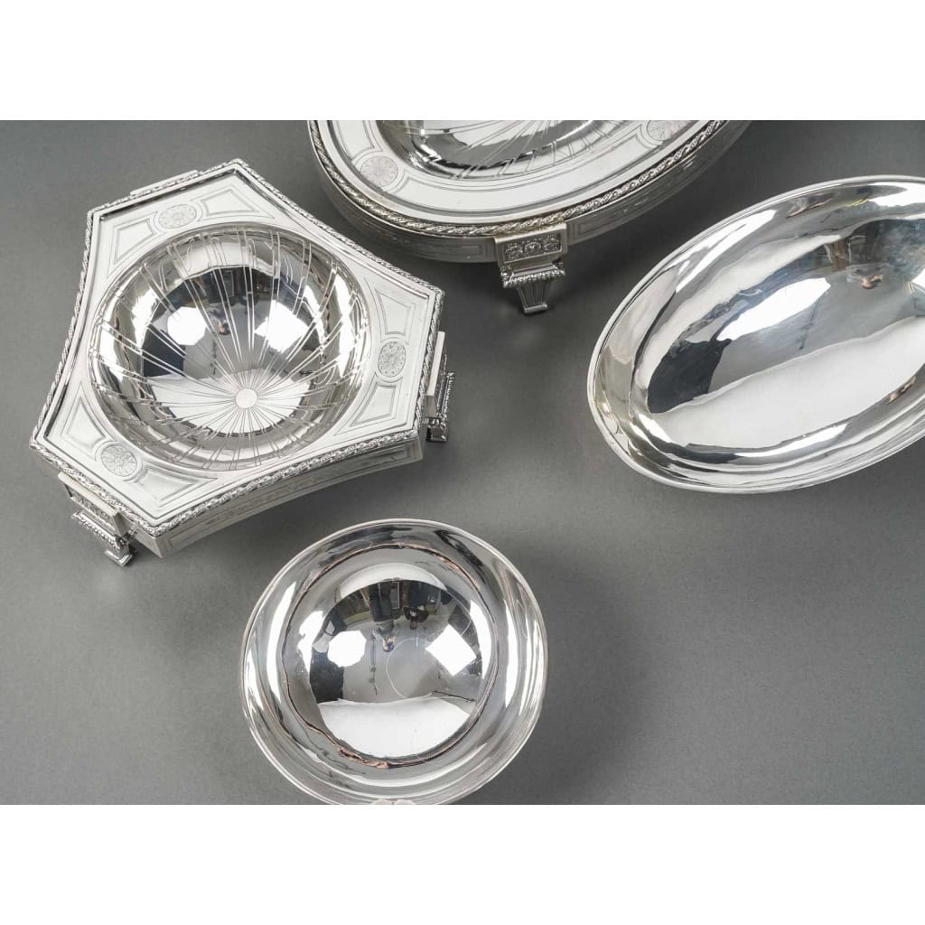 BOIN TABURET – CENTRE DE TABLE EN TROIS PARTIES ARGENT MASSIF FIN XIXe 14 BOIN TABURET – CENTRE DE TABLE EN TROIS PARTIES ARGENT MASSIF FIN XIXe 14