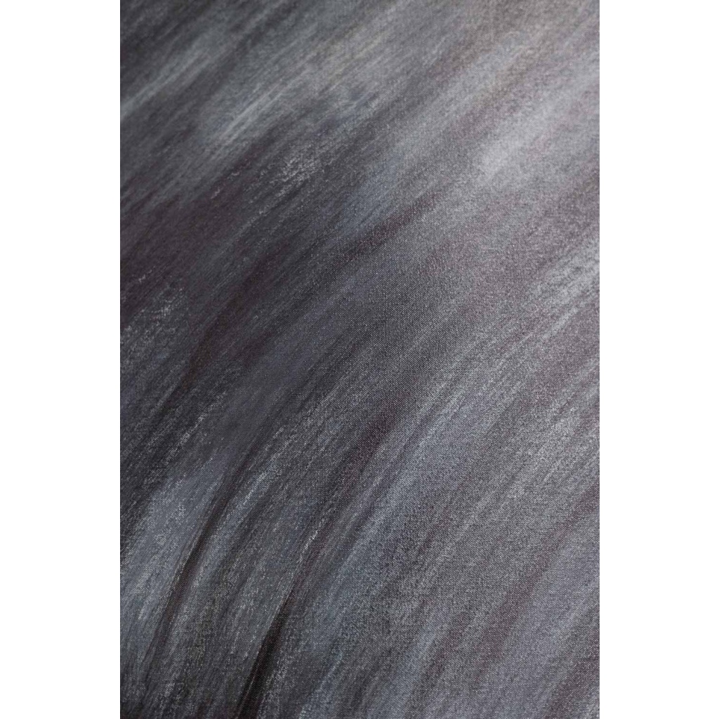 Evelyne Baget Détail peint d’un portrait de jeune femme. Contemporain 8