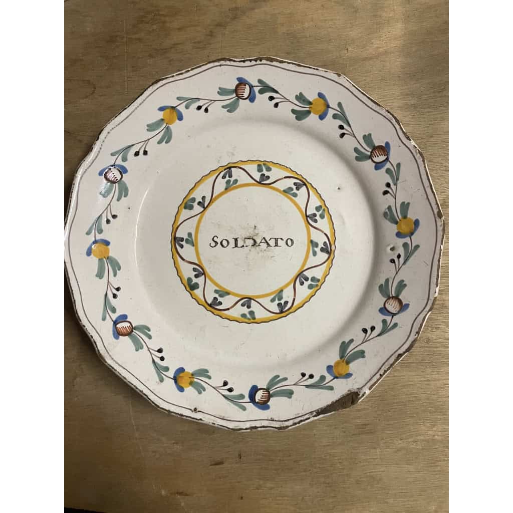 Assiette en NEVERS 3