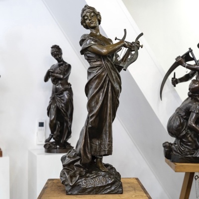 Sculpture – Sapho , Emmanuel Villanis (1858-1914) – Bronze Sculpture – Sapho , Emmanuel Villanis (1858-1914) – Bronze