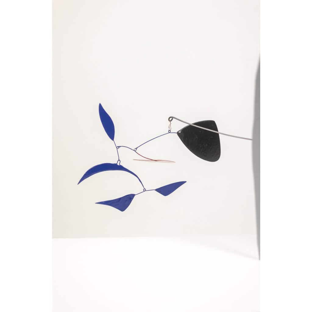 Olivier Vonet Sculpture en métal laqué noir, bleu et rouge. Contemporain 8