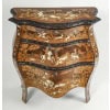 Commode lombarde, d’époque Fin XVIIIème/Début XIXème. 7 Commode lombarde, d’époque Fin XVIIIème/Début XIXème. 7