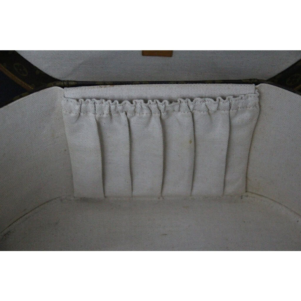 Boite à chapeaux Louis Vuitton ronde 50 cm 17