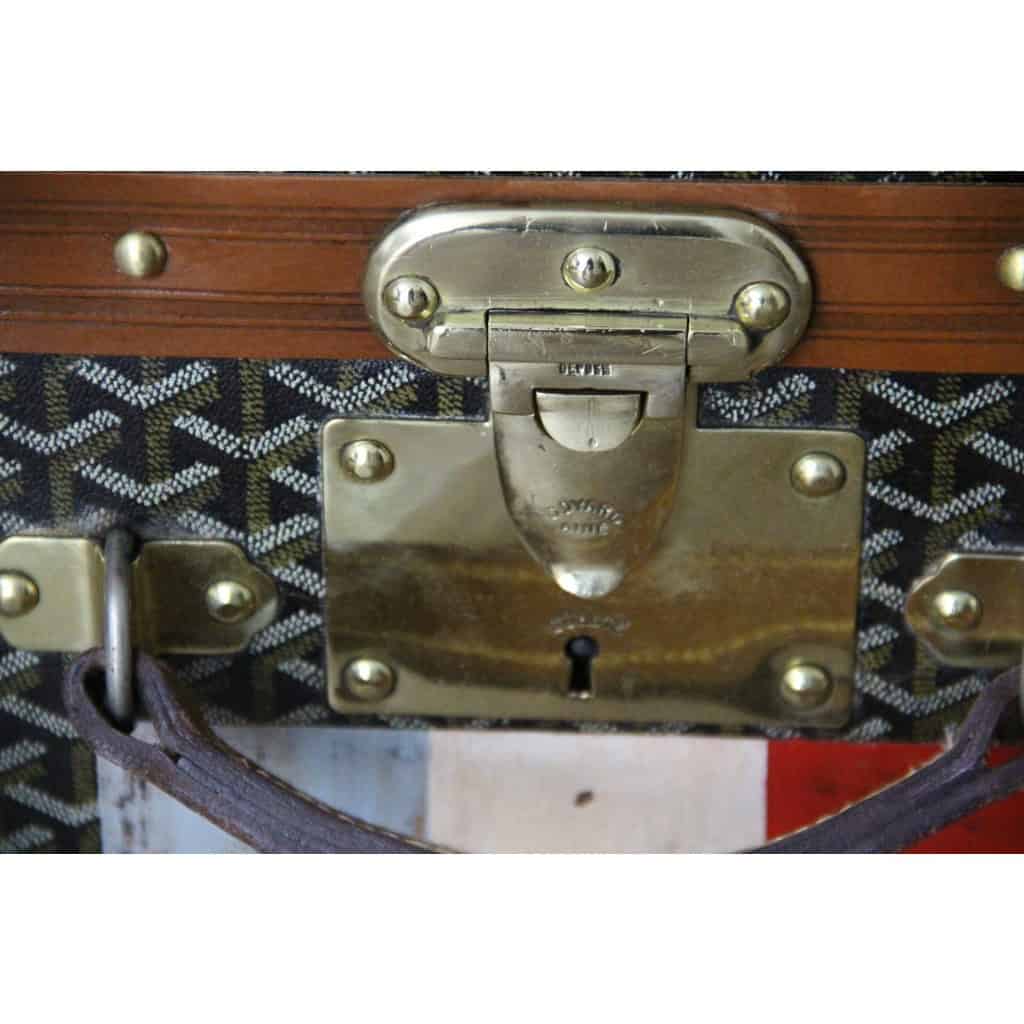Valise Goyard ancienne 86 cm en toile a chevrons 6 Valise Goyard ancienne 86 cm en toile a chevrons 6