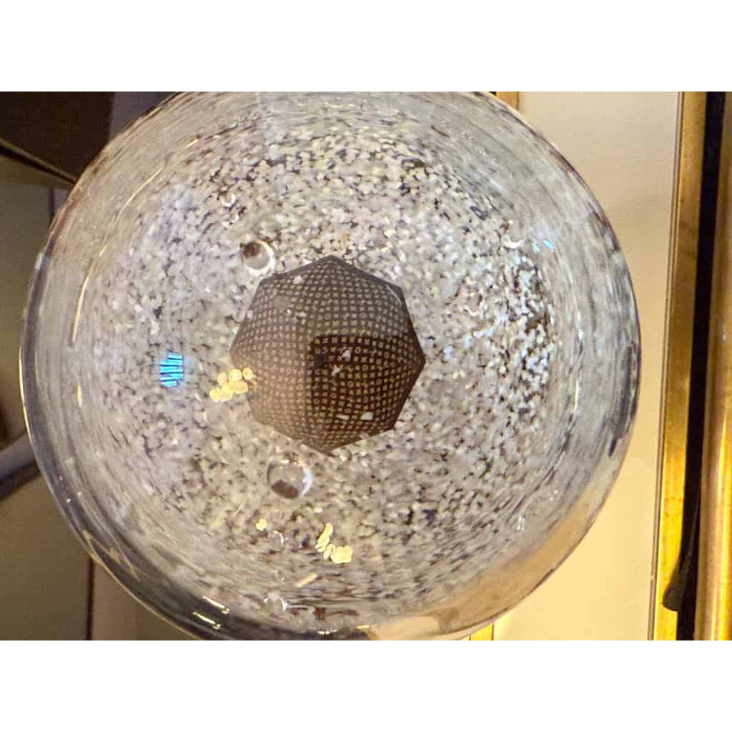 Boule a neige Louis Vuitton modele Tour Eiffel 12