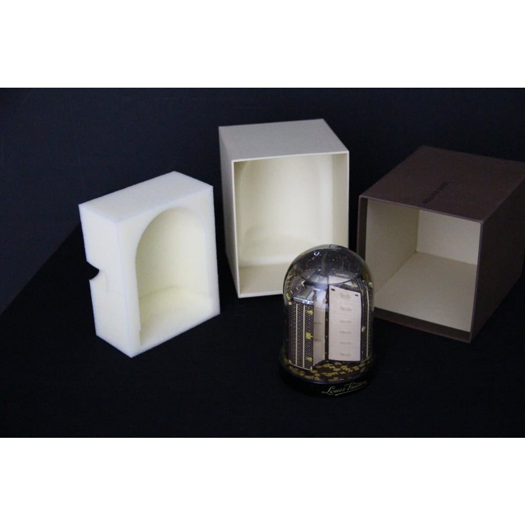 Boule à neige Louis Vuitton malle wardrobe 6 Boule à neige Louis Vuitton malle wardrobe 6