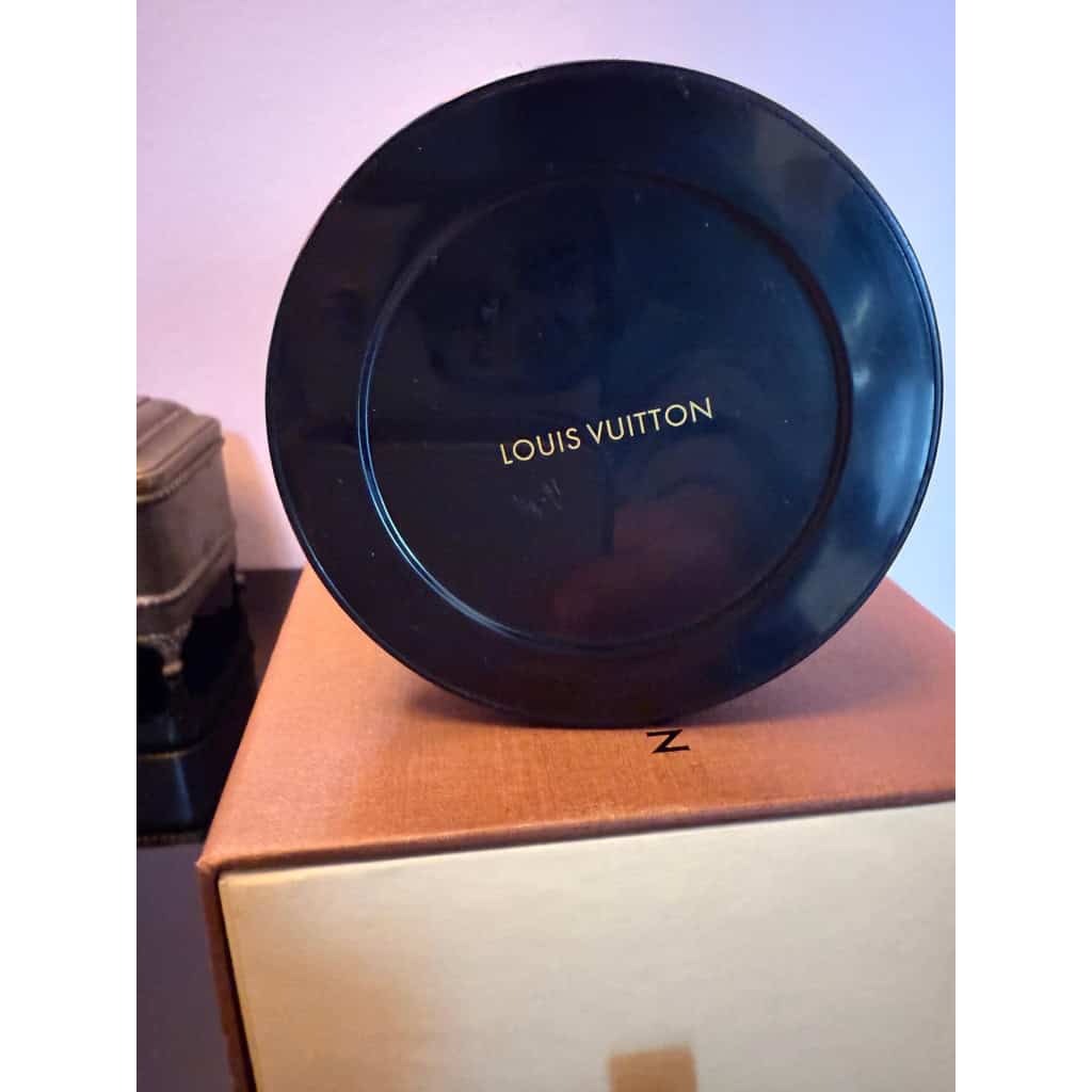 Boule à neige Louis Vuitton malle wardrobe 11 Boule à neige Louis Vuitton malle wardrobe 11