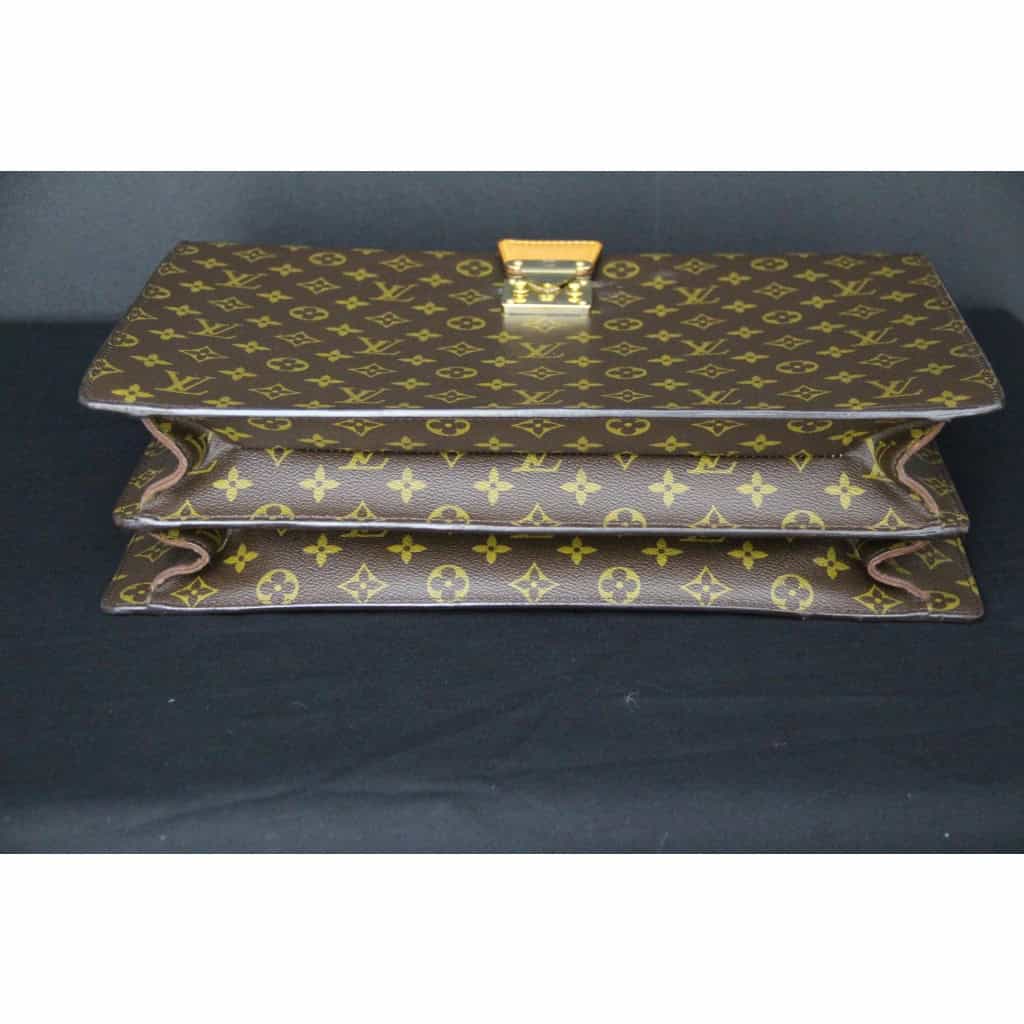 Porte documents Louis Vuitton ,sac de pilote Vuitton 14