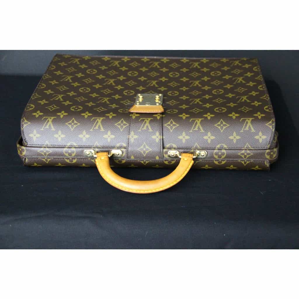 Porte documents Louis Vuitton ,sac de pilote Vuitton 17