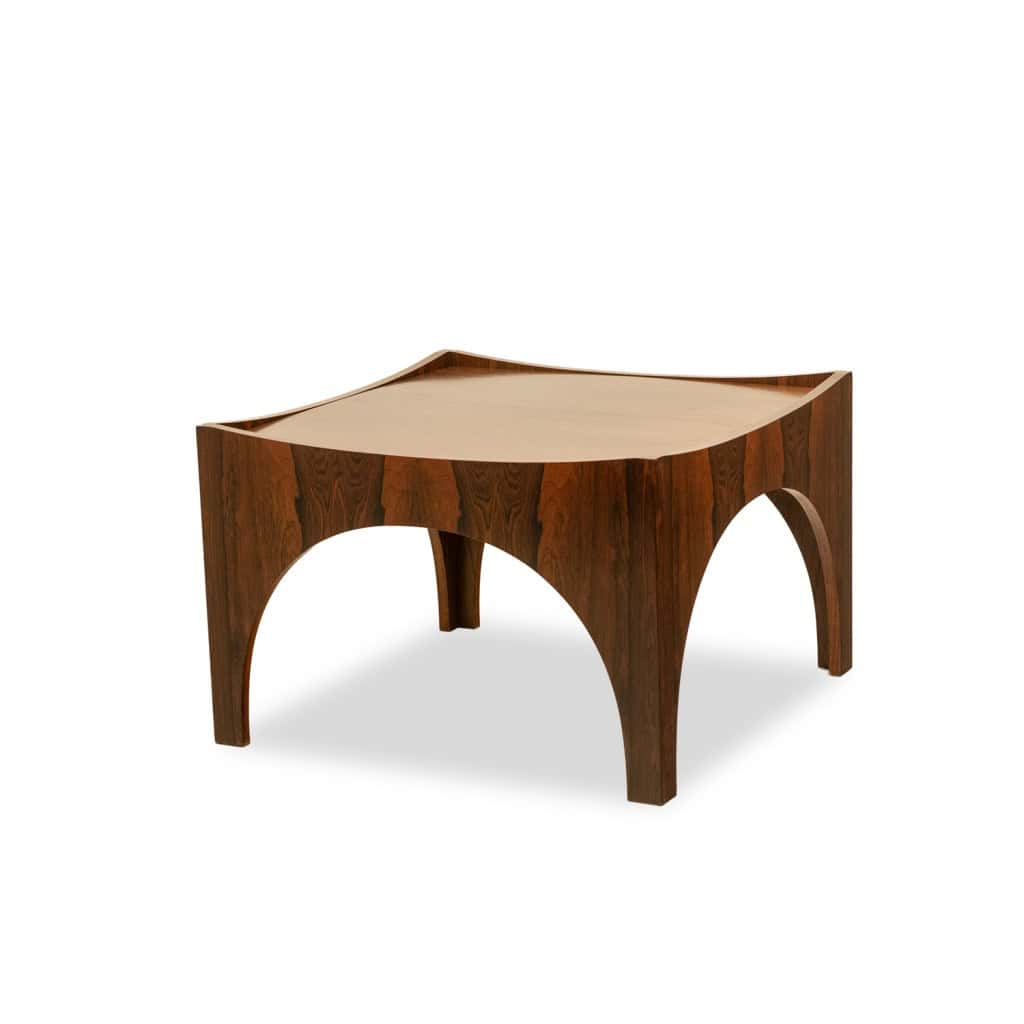 Paire de bouts de canapé ou tables basses en palissandre. Années 1970 4