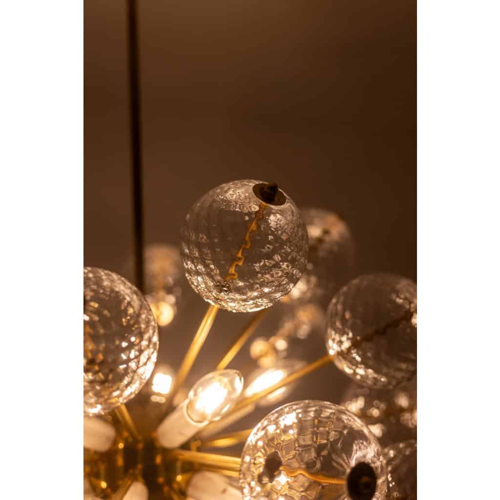 Kamenicky Senov, édité par. Paire de lustres en laiton et verre. Vers 1970 17