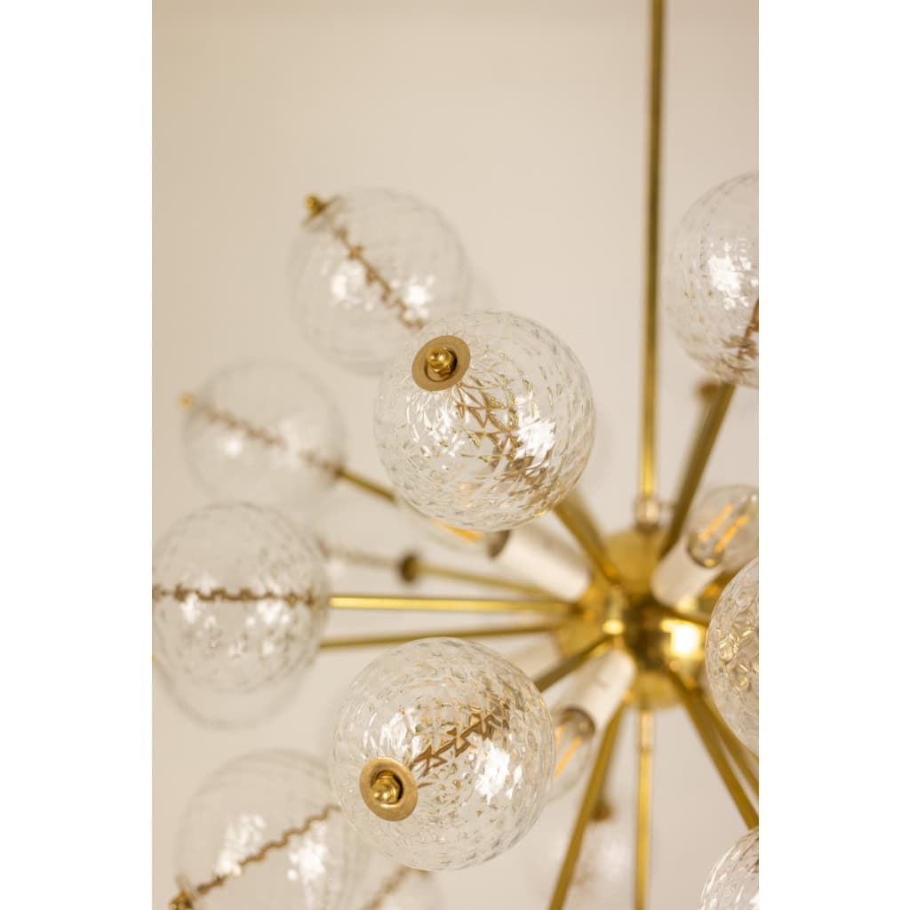 Kamenicky Senov, édité par. Paire de lustres en laiton et verre. Vers 1970 7