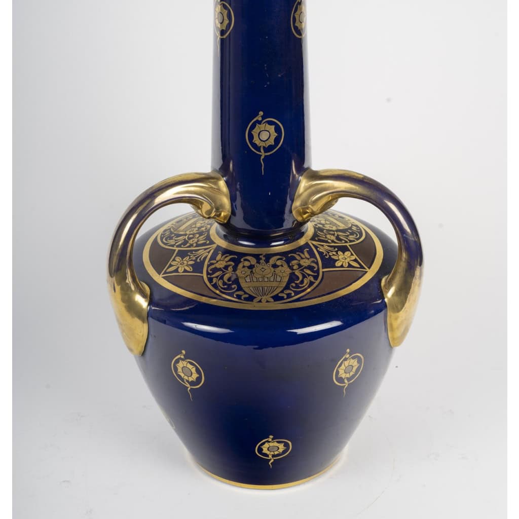 Grand vase en porcelaine par Jaget – Pinon 4