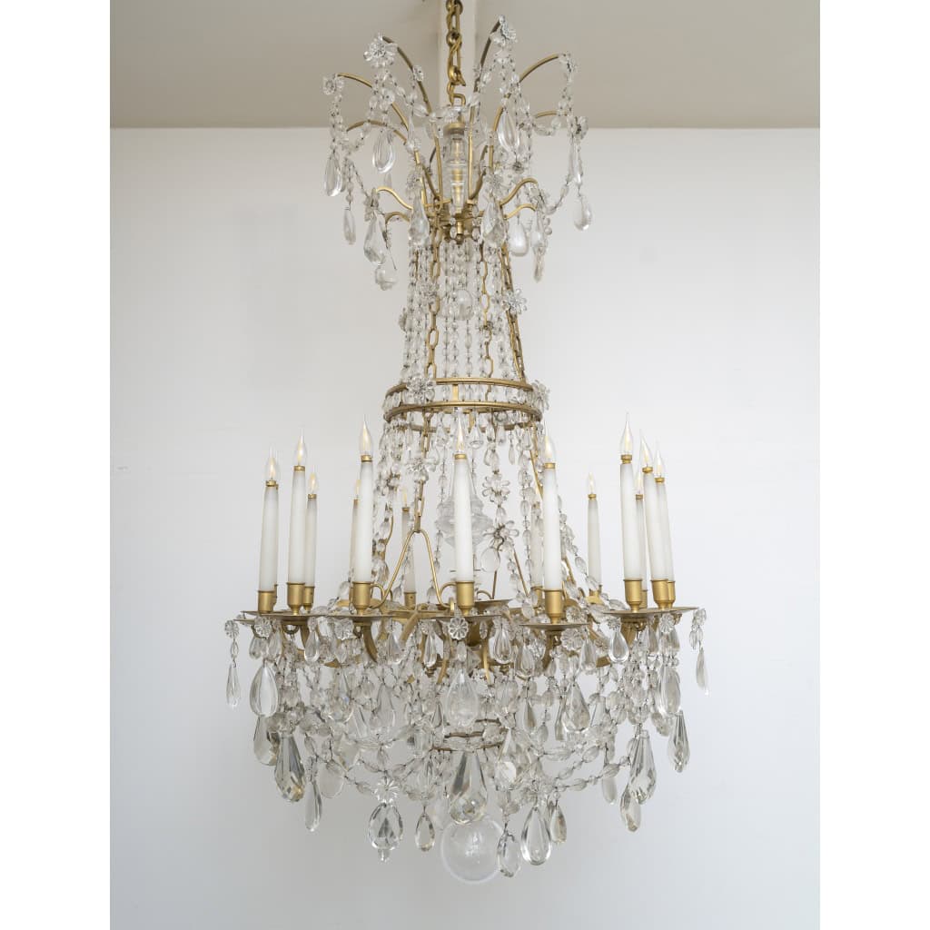 Grand lustre Louis XVI modèle « Marie-Antoinette » Circa 1870 3
