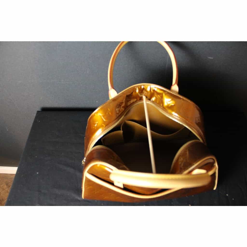Sac Louis Vuitton verni couleur bronze doré 13 Sac Louis Vuitton verni couleur bronze doré 13