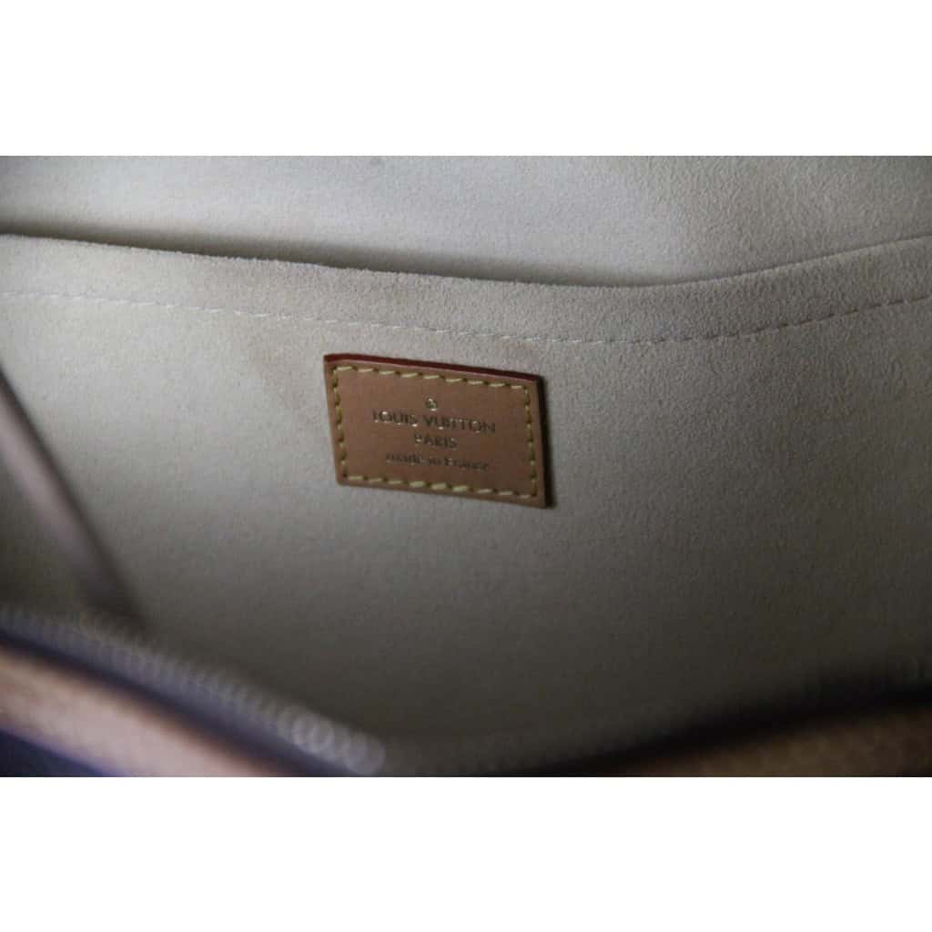 Sac Louis Vuitton ValIsette PM à bandoulière 14 Sac Louis Vuitton ValIsette PM à bandoulière 14