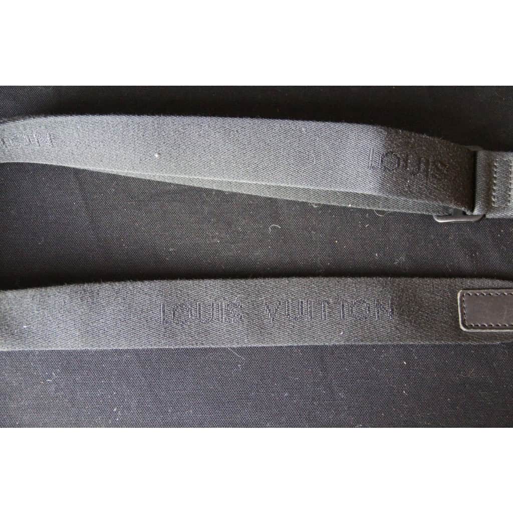 Porte-documents Louis Vuitton Monogram Macassar – Garniture en cuir noir 14