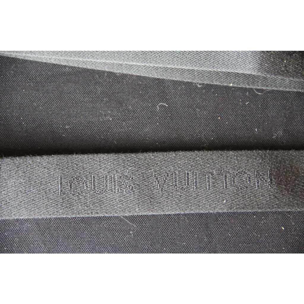 Porte-documents Louis Vuitton Monogram Macassar – Garniture en cuir noir 15